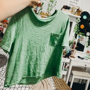 green cropped tshirt